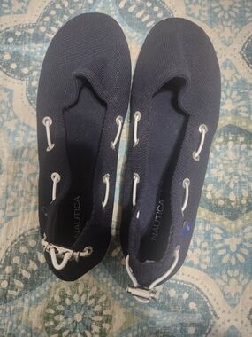 Nautica Women's Navy Knit Slip-On Sneakers with White Lacing